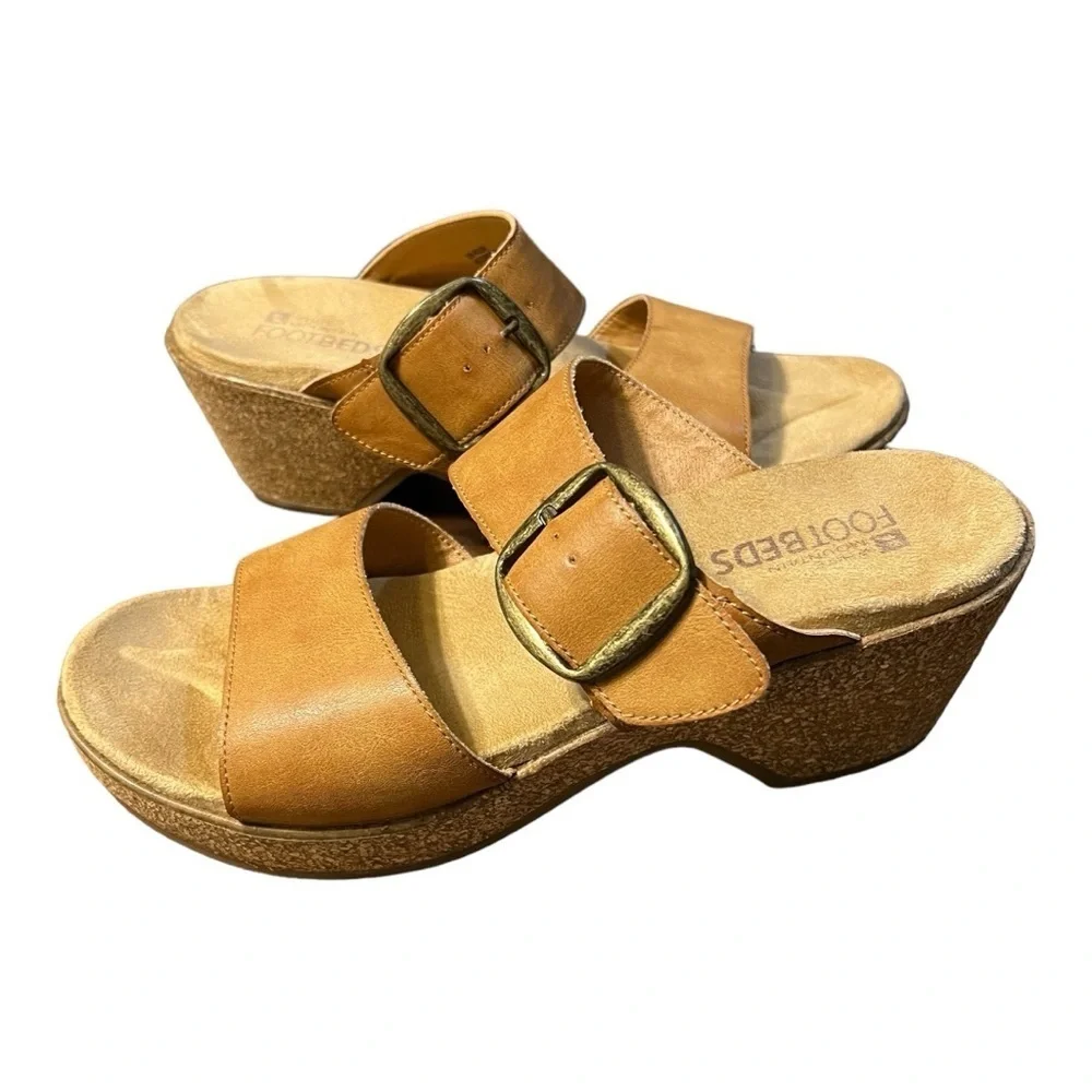 White Mountain Slip On Tan Heeled/Lift Sandals Size 10m